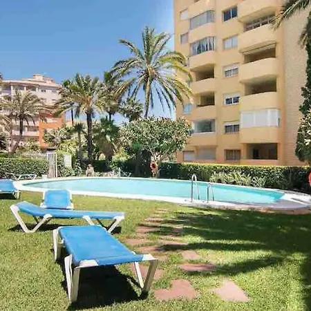 Lovely 1 Bedroom With Sea Views And Pool アパート エステポナ