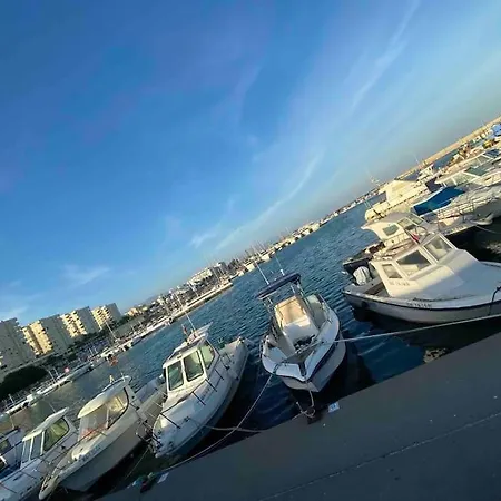 Lovely 1 Bedroom With Sea Views And Pool * エステポナ